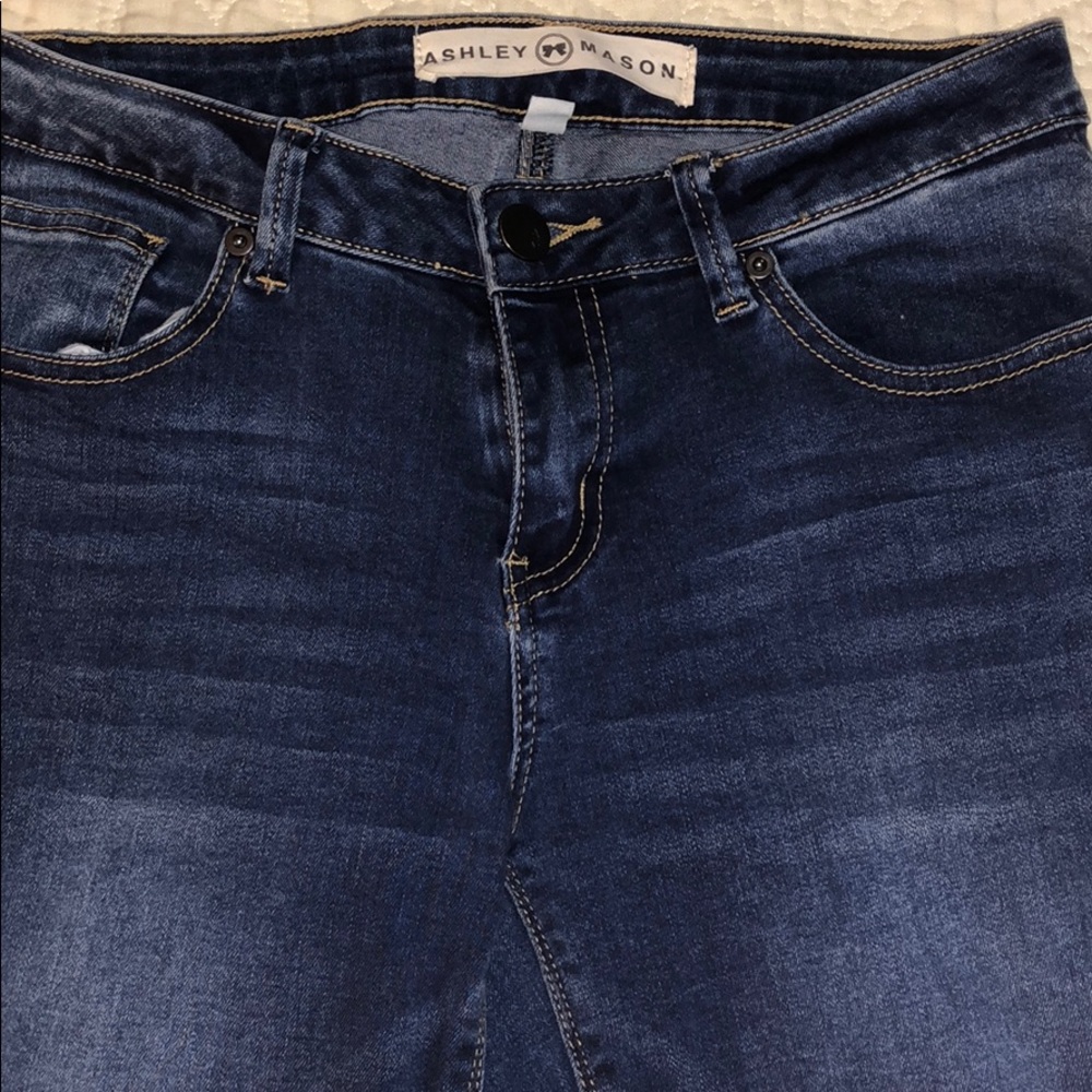 Ankle Cut Jeans